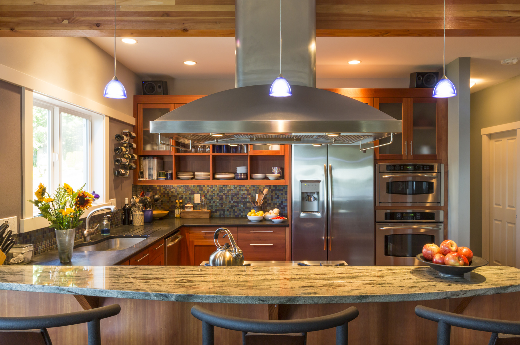 Breakfast Bar In Contemporary Upscale Home Kitchen Interior With